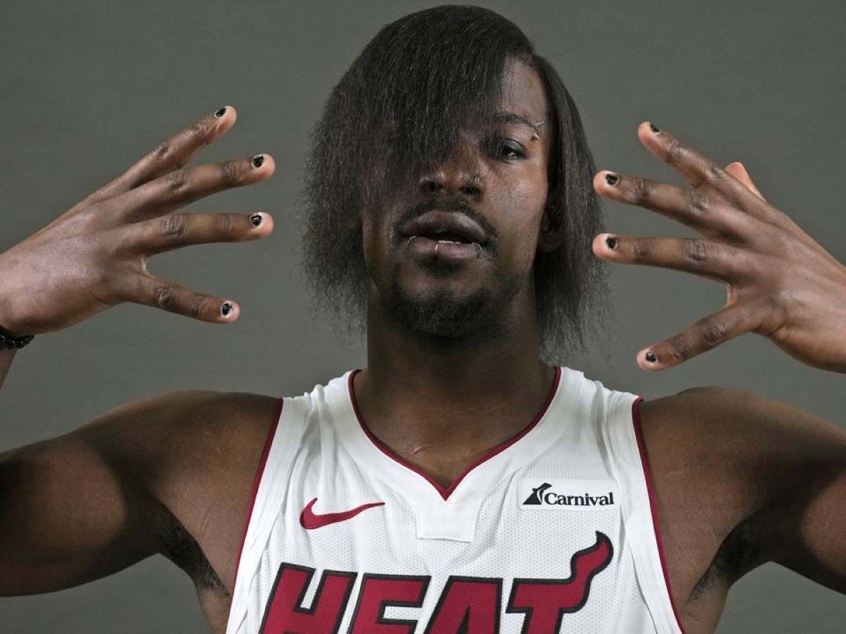 Popular WWE Superstar’s look resembling Miami Heat’s Jimmy Butler for Halloween season steals the show