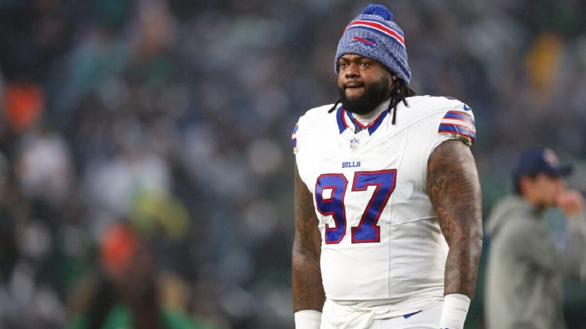 Eagles’ Jason Kelce wants the NFL to fine Bills DT Jordan Phillips over him ‘purposely’ trying to hurt Cam Jurgens
