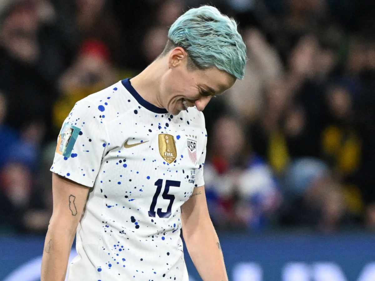 Megan Rapinoe ‘BOOED AT’ and ‘KICKED OUT’ of Guy Fieri’s restaurant ...