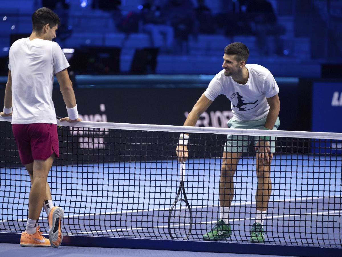 “Father and son”- Fans left mesmerized by Carlos Alcaraz and Novak Djokovic’s growing bond as they share a joint practice session at 2023 ATP Finals