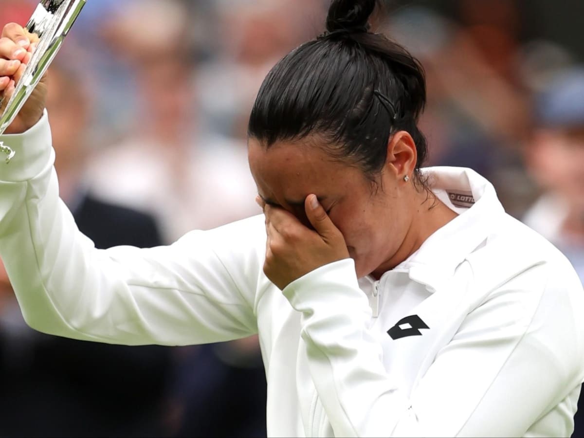 “She didn’t have tears for Israeli babies!” – Ons Jabeur fails to get fans’ sympathy despite her on-court breakdown after pledging a portion of her prize money to Palestine