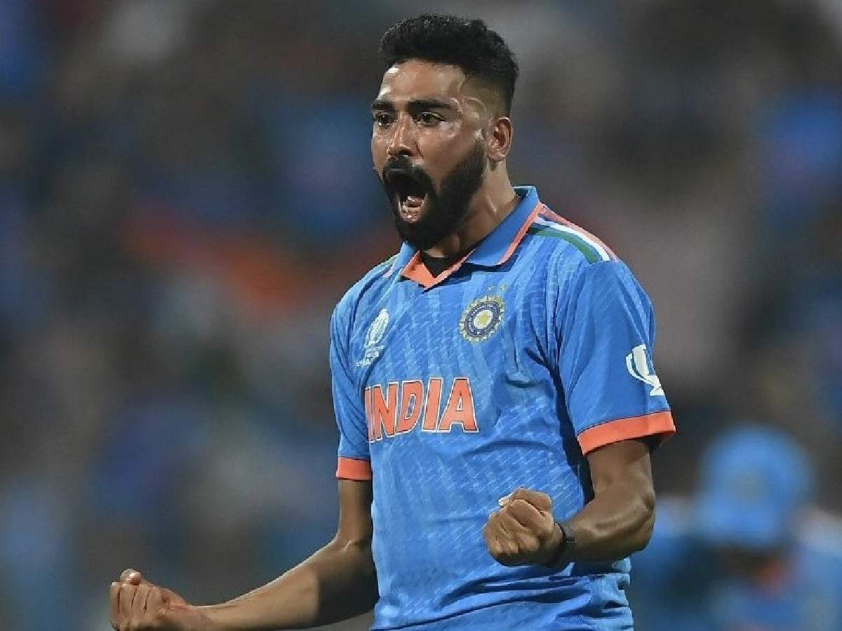 Cricket World Cup 2023: “I think Siraj has some personal problems with Sri Lanka”- Netizens go bonkers as Mohammed Siraj runs through Sri Lanka’s batting line-up again in powerplay