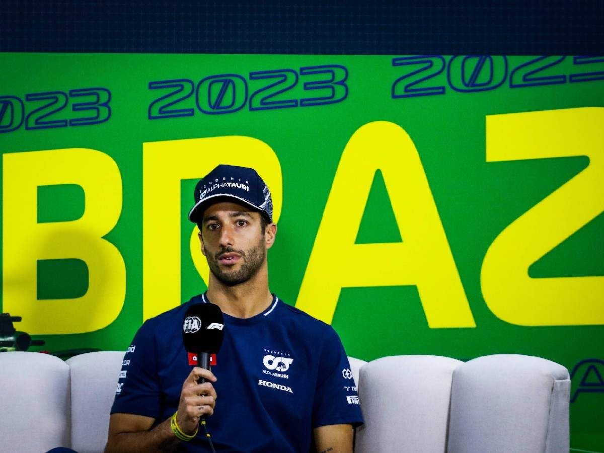 “He is treading water,” Ex-F1 champion urges Daniel Ricciardo to “put on a good show” to save F1 career