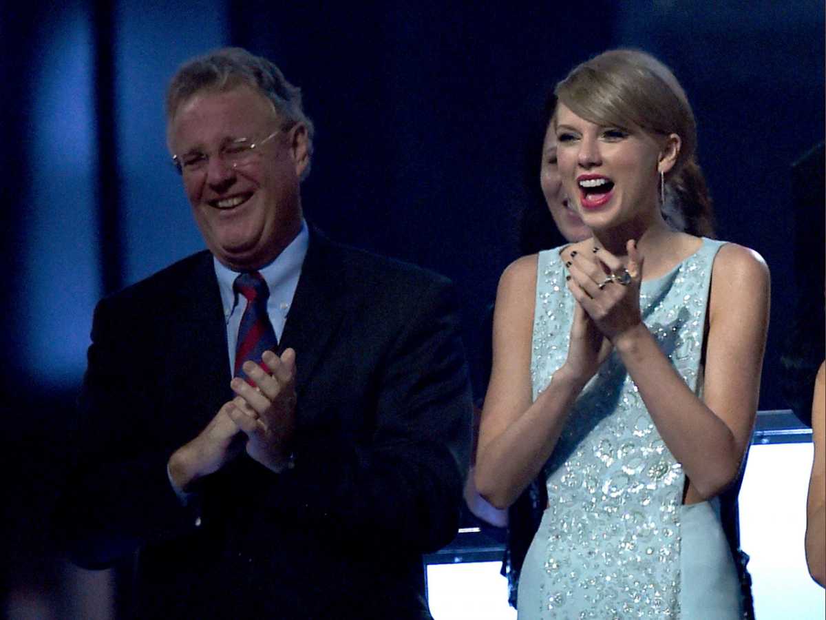 WATCH: Taylor Swift’s dad was caught taking a video of Travis Kelce during South American leg of the Eras Tour
