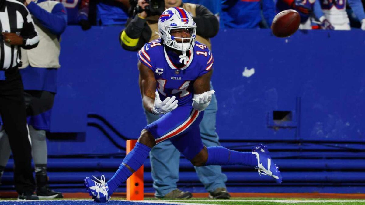 What time is the NFL game today? Schedule, TV Channel, kick-off time, and How to watch Philadelphia Eagles vs. Buffalo Bills 1 What time is the NFL game today? Schedule, TV Channel, kick-off time, and How to watch Philadelphia Eagles vs. Buffalo Bills