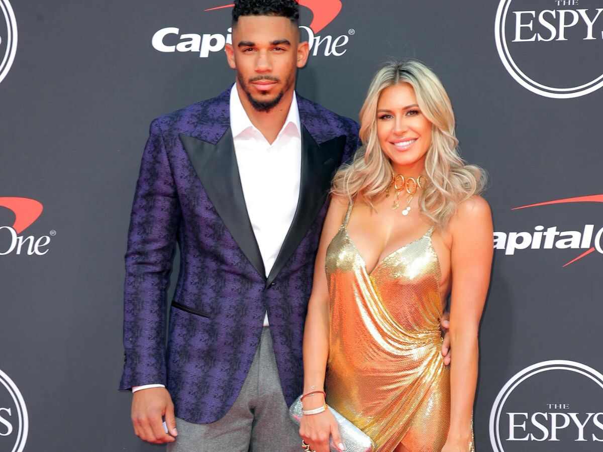 Evander Kane and ex-wife Anna [Image Credit: NY Post