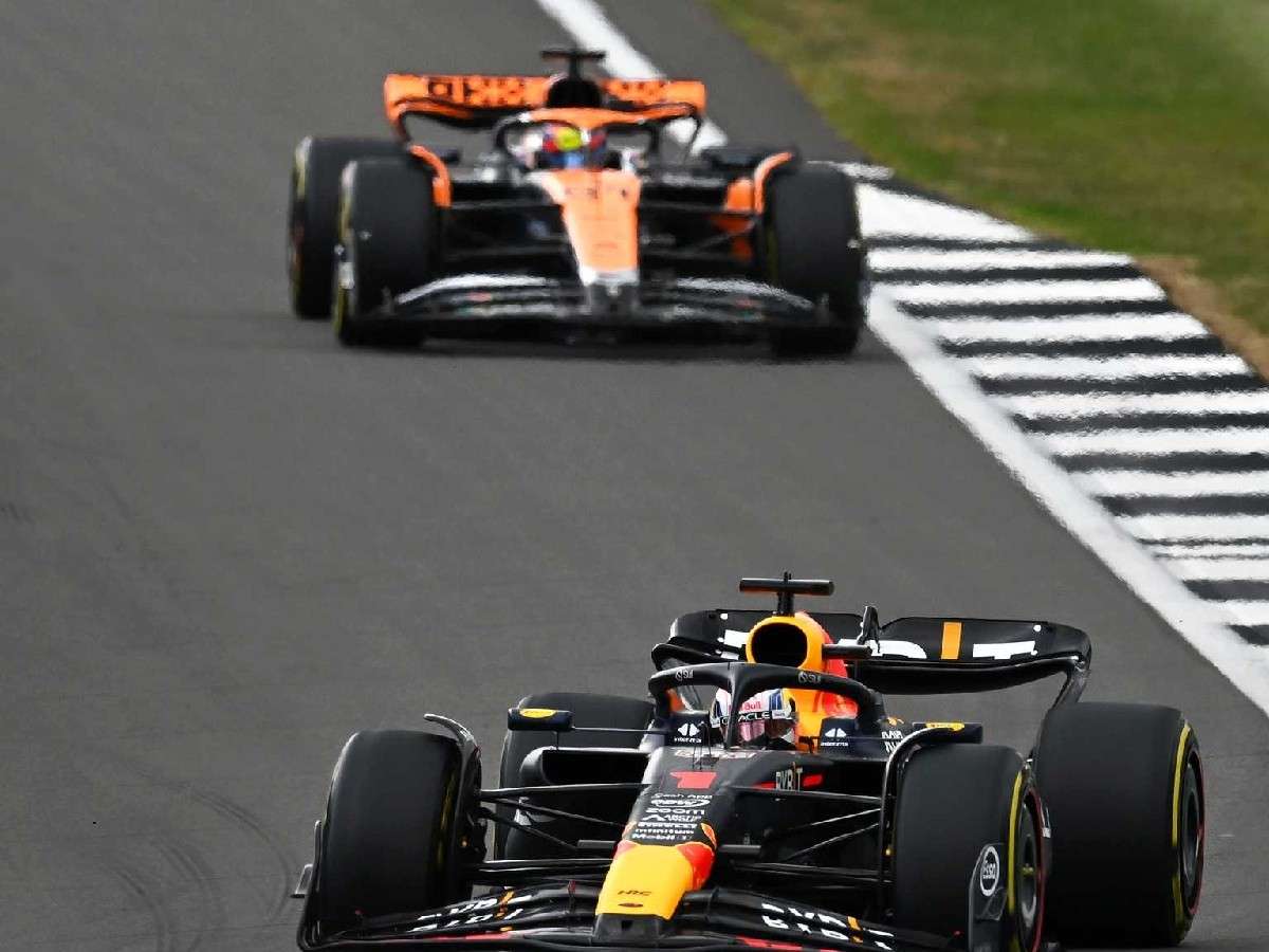 Red Bull RB19 and McLaren MCL60.