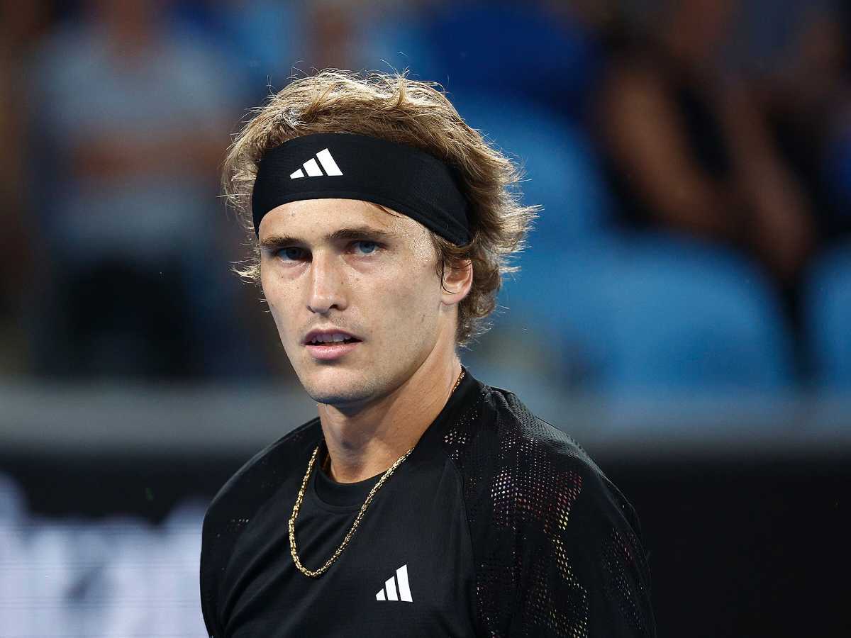 Stefanos Tsitsipas Gives A BLUNT Response When Asked About Alexander ...