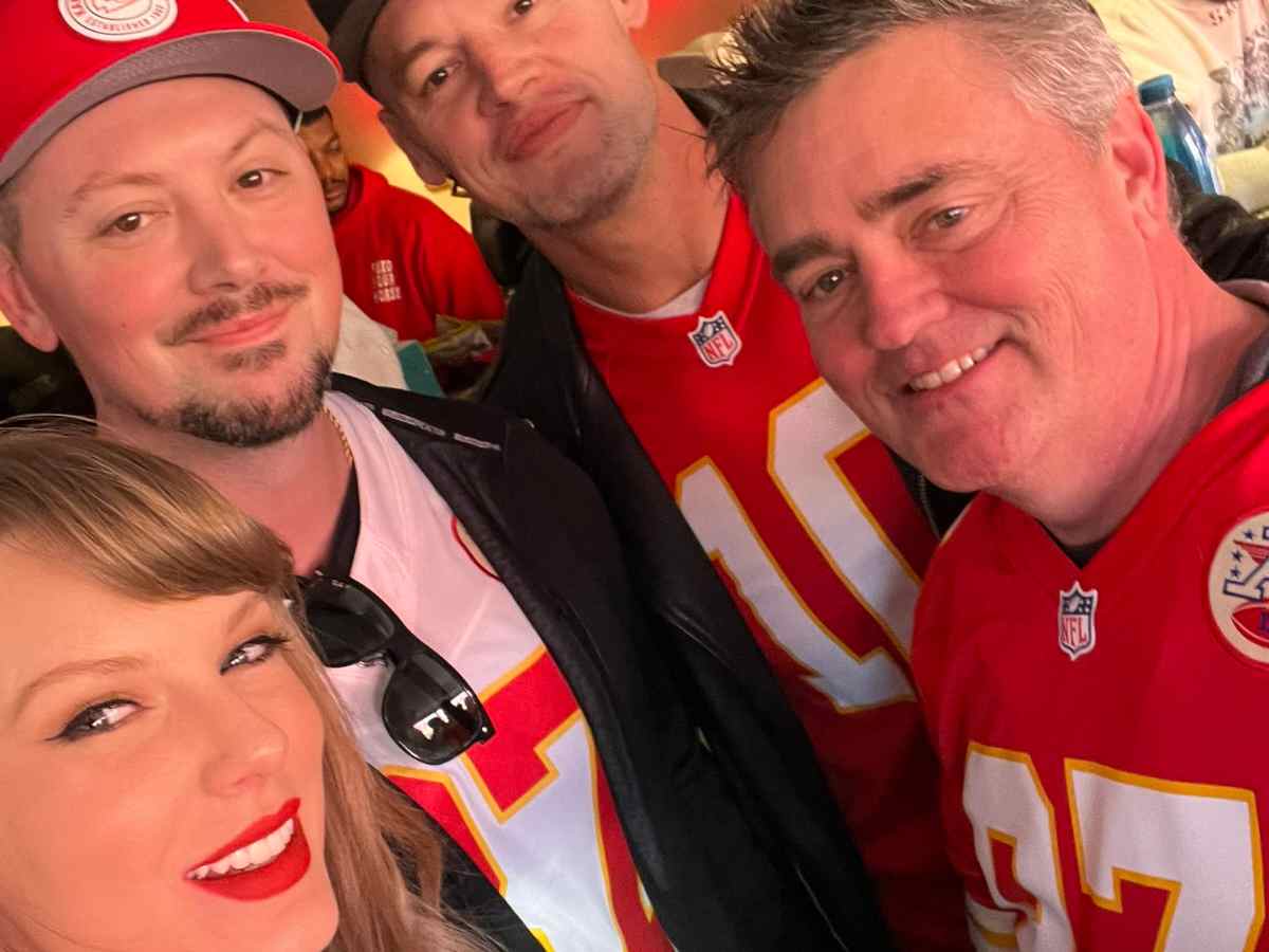 SmackDown Superstar mocks Baron Corbin for being Taylor Swift fan after he was spotted with Travis Kelce’s girlfriend at Chiefs vs. Bills game 