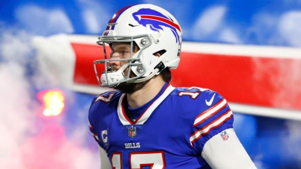 “Bills fans were crying about this when the Eagles played them” – Josh Allen successfully attempting the controversial ‘Tush-Push’ play against the Chargers sparks mixed reactions on social media
