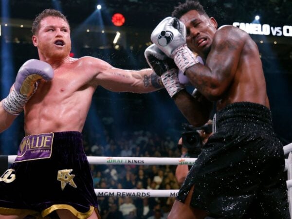 Canelo Alvarez vs. Jermell Charlo (2)