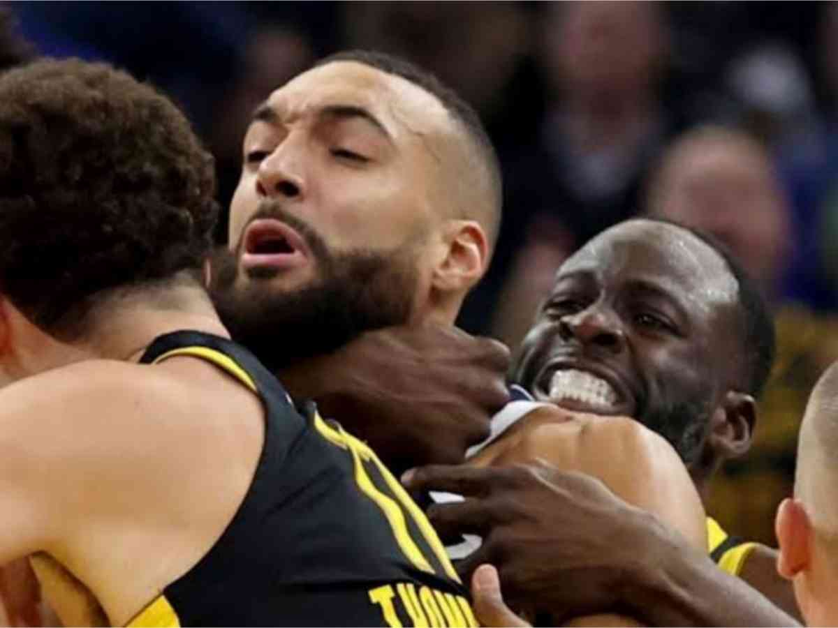 Draymond Green grabs Rudy Gobert in a chokehold 