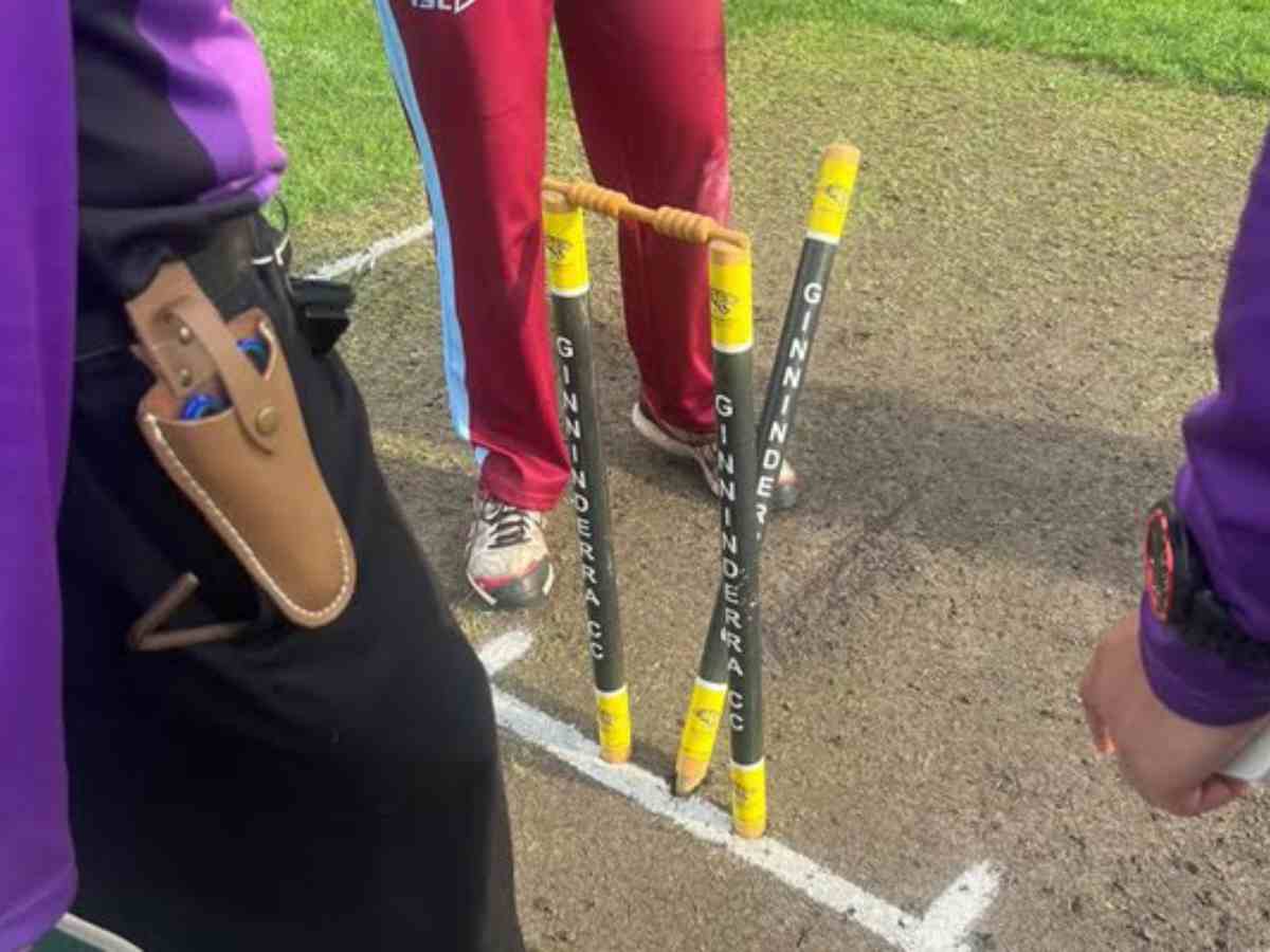 Ever seen this happening in cricket? Bizarre image of bails staying intact despite middle stump getting disturbed goes viral, check umpire’s verdict