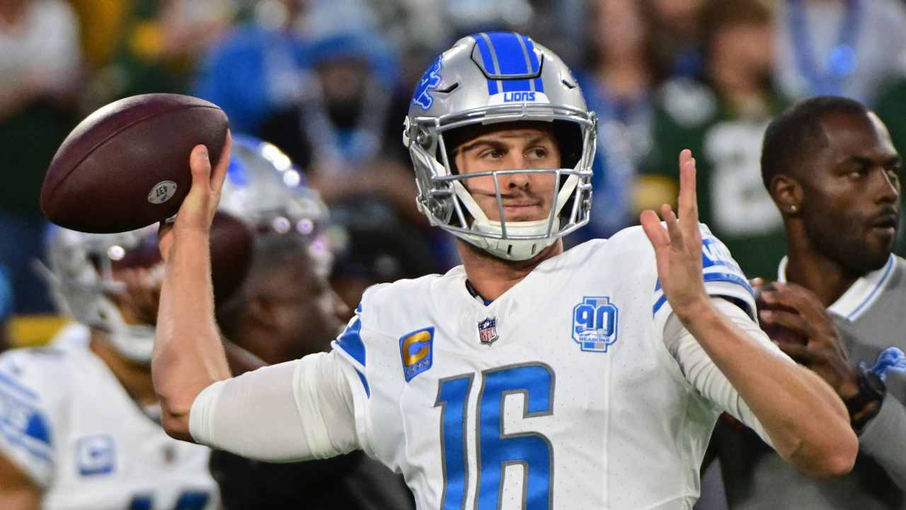 “I don’t know if I’ll get fined,” Lions QB Jared Goff  BLASTS referees after poor officiating cost Detroit their game against the Cowboys