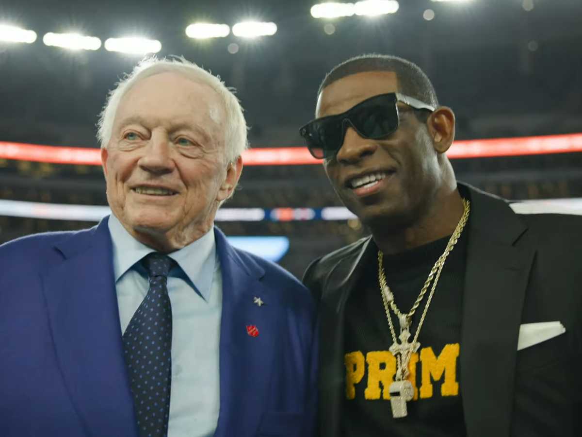 Jerry Jones Deion Sanders