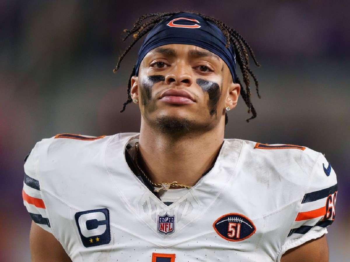 Bears QB Justin Fields claims ‘life isn’t fair’ as his future with Chicago remains uncertain