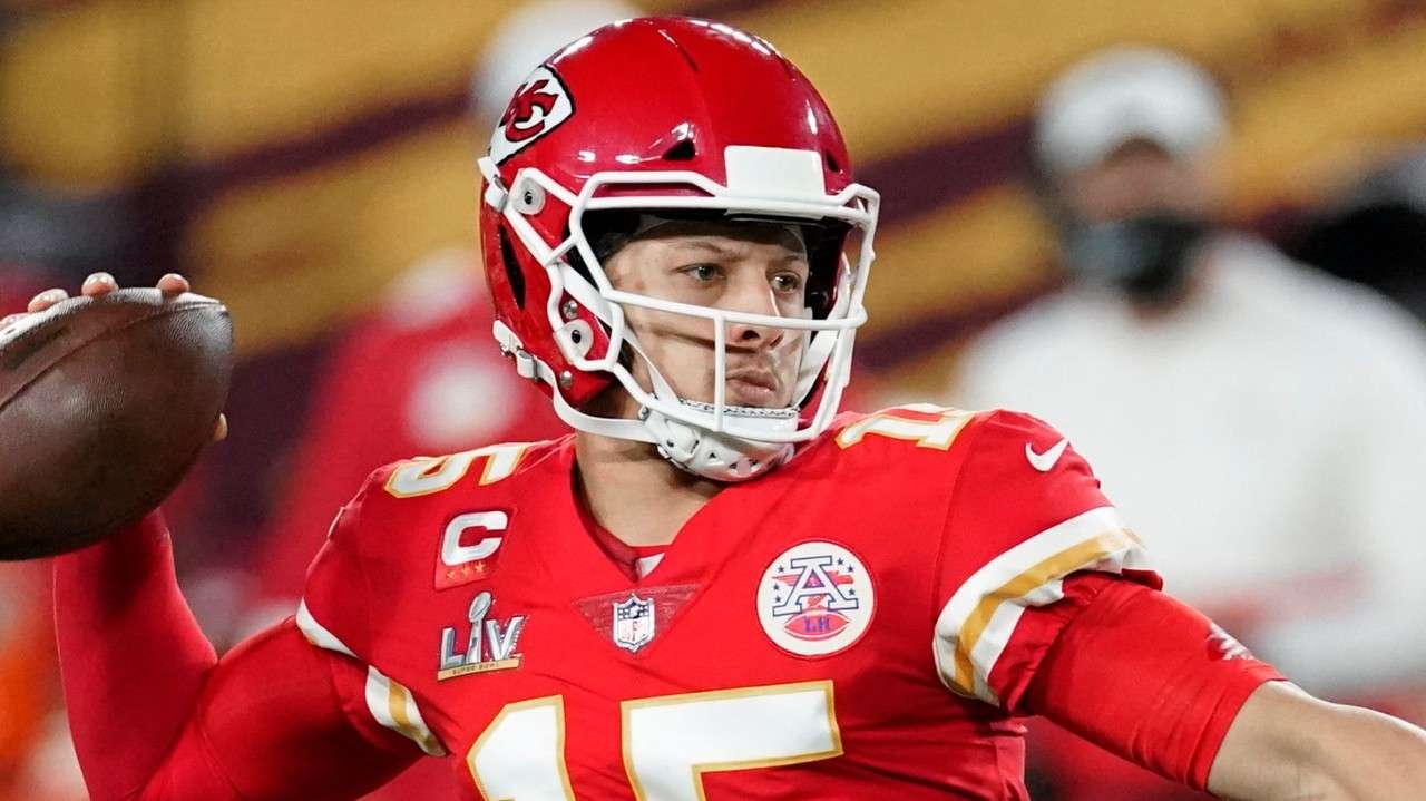 “They got what they asked for!” Patrick Mahomes MOCKS the Bills in a fiery postgame speech after defeating them in their playoff matchup