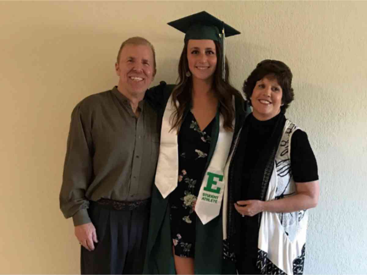 Rachel Washburn and parents