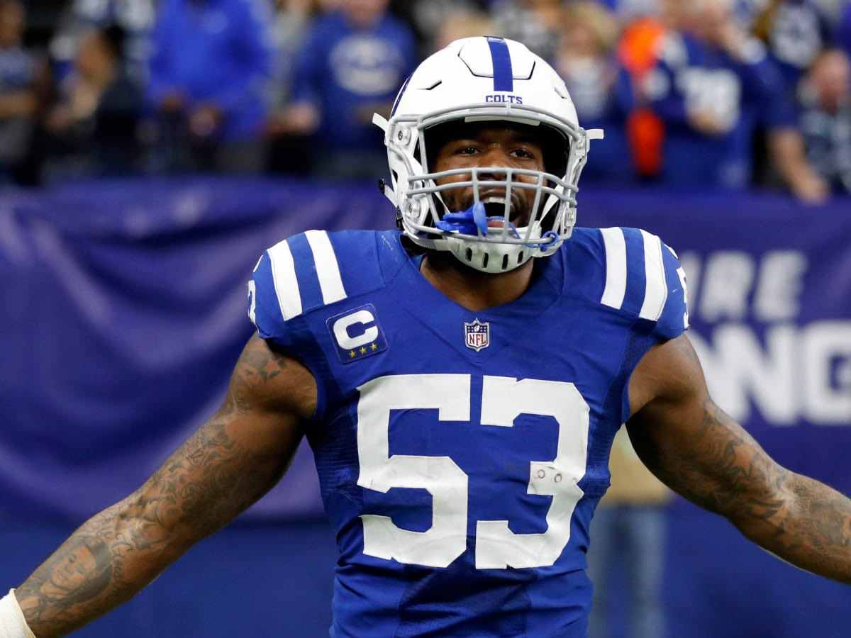 "There was never a financial issue!" Jerry Jones breaks silence on Shaquille Leonard joining the Eagles days after visiting the Cowboys 1 Shaq Leonard