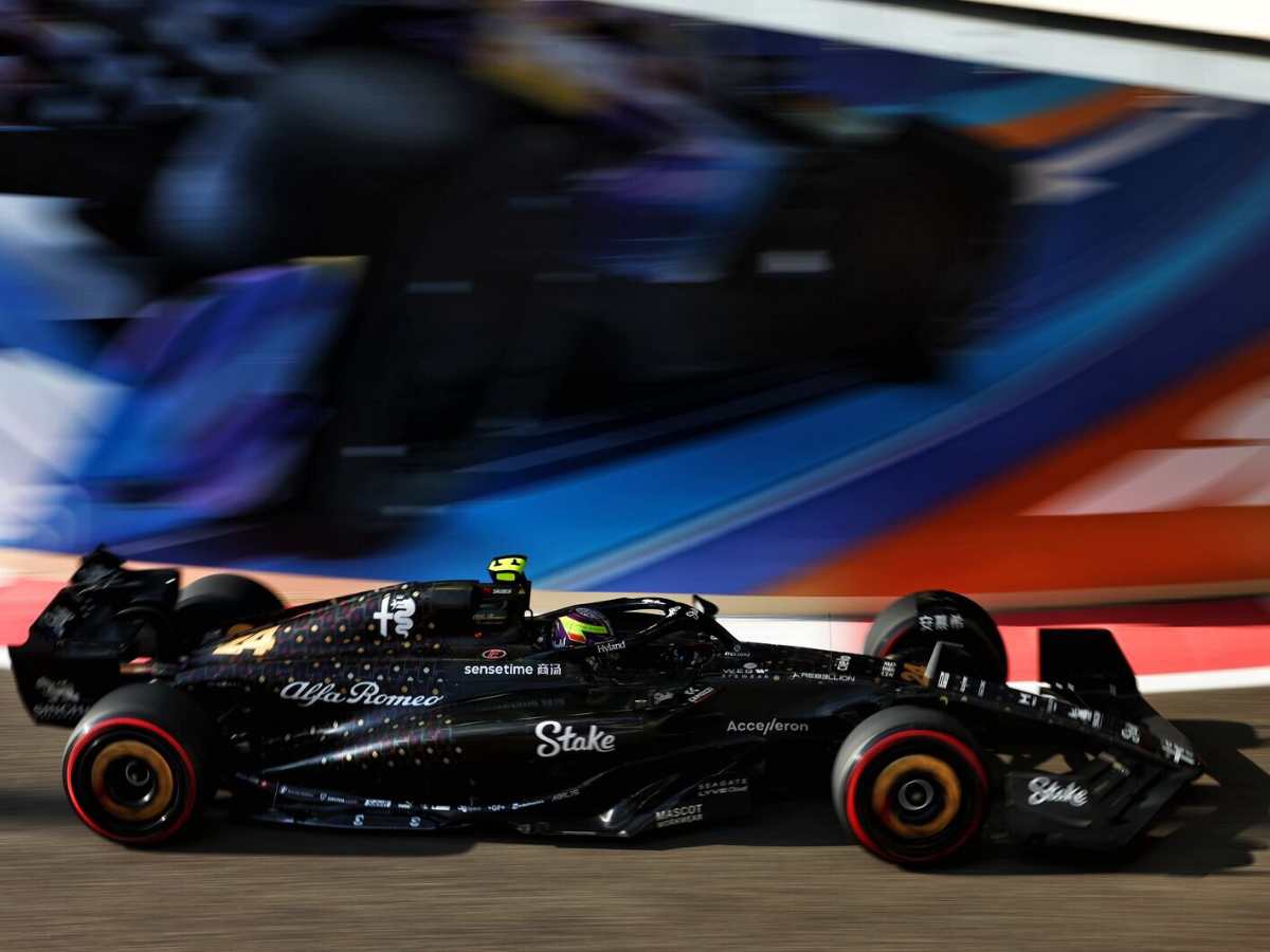 Zhou Guanyu driving the Alfa Romeo C43