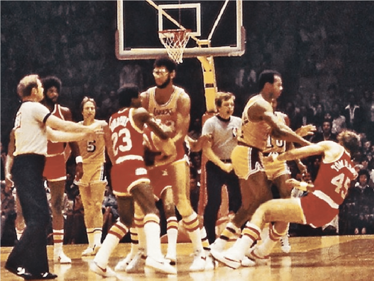 Kermit Washington punching Rudy Tomjanovich 