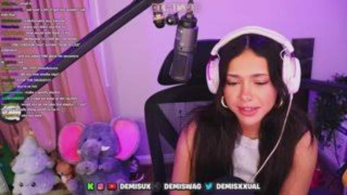 “That was just literally not swag,” Demisux reacts to her boyfriend Adin Ross being on a date with a blonde girl on Livestream