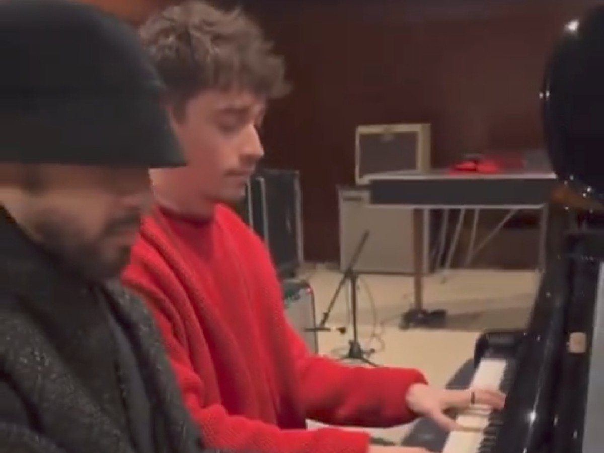 WATCH: Charles Leclerc shows off his piano skills in mesmerizing fashion