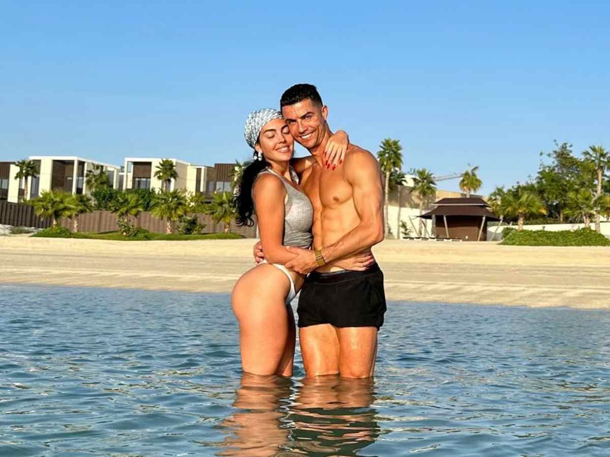 “Winning on and off the pitch”- Cristiano Ronaldo and Georgina Rodriguez’s SIZZLING beachside photoshoot leaves fans speechless