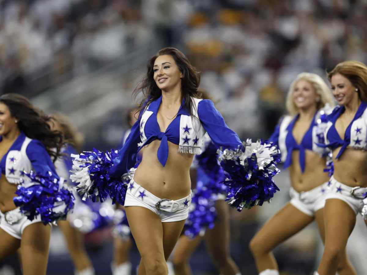 Dallas Cowboys cheerleading squad