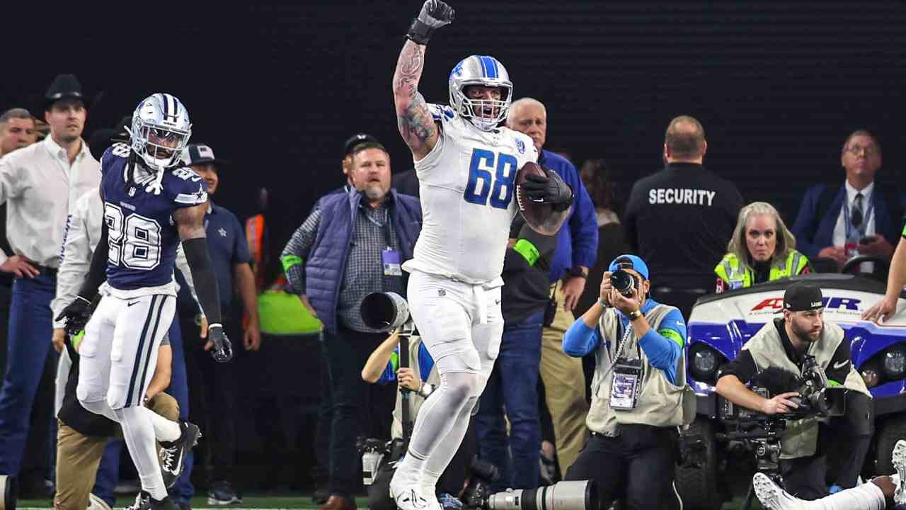 “Decker reported!” – Angry Lions fans put up billboards all over Detroit expressing frustration following controversial penalty vs. Cowboys