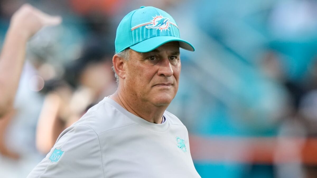 WATCH: Dolphins DB Jevon Holland 'literally' kicks rocks on IG live to celebrate Vic Fangio's exit from the team