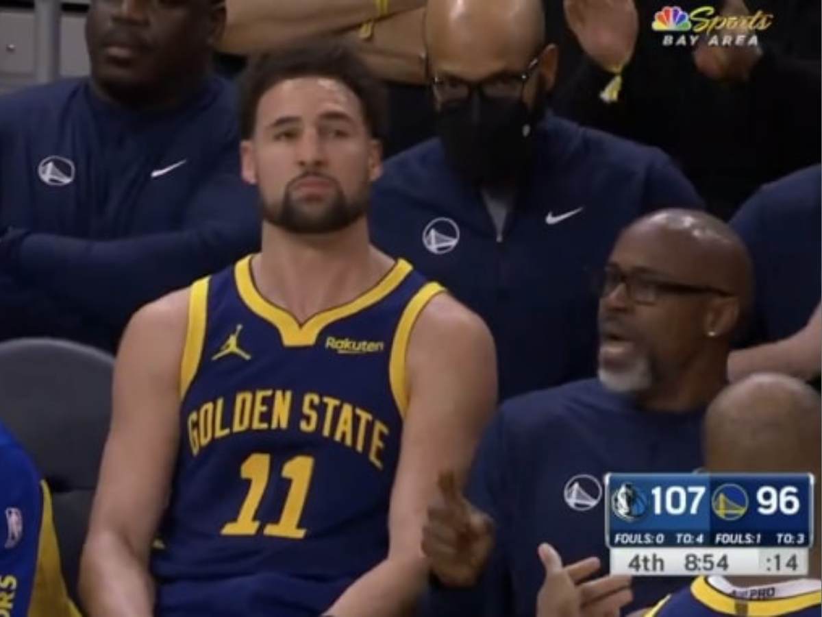 WATCH: Dejected Klay Thompson benches himself after 3-point night against Dallas Mavericks