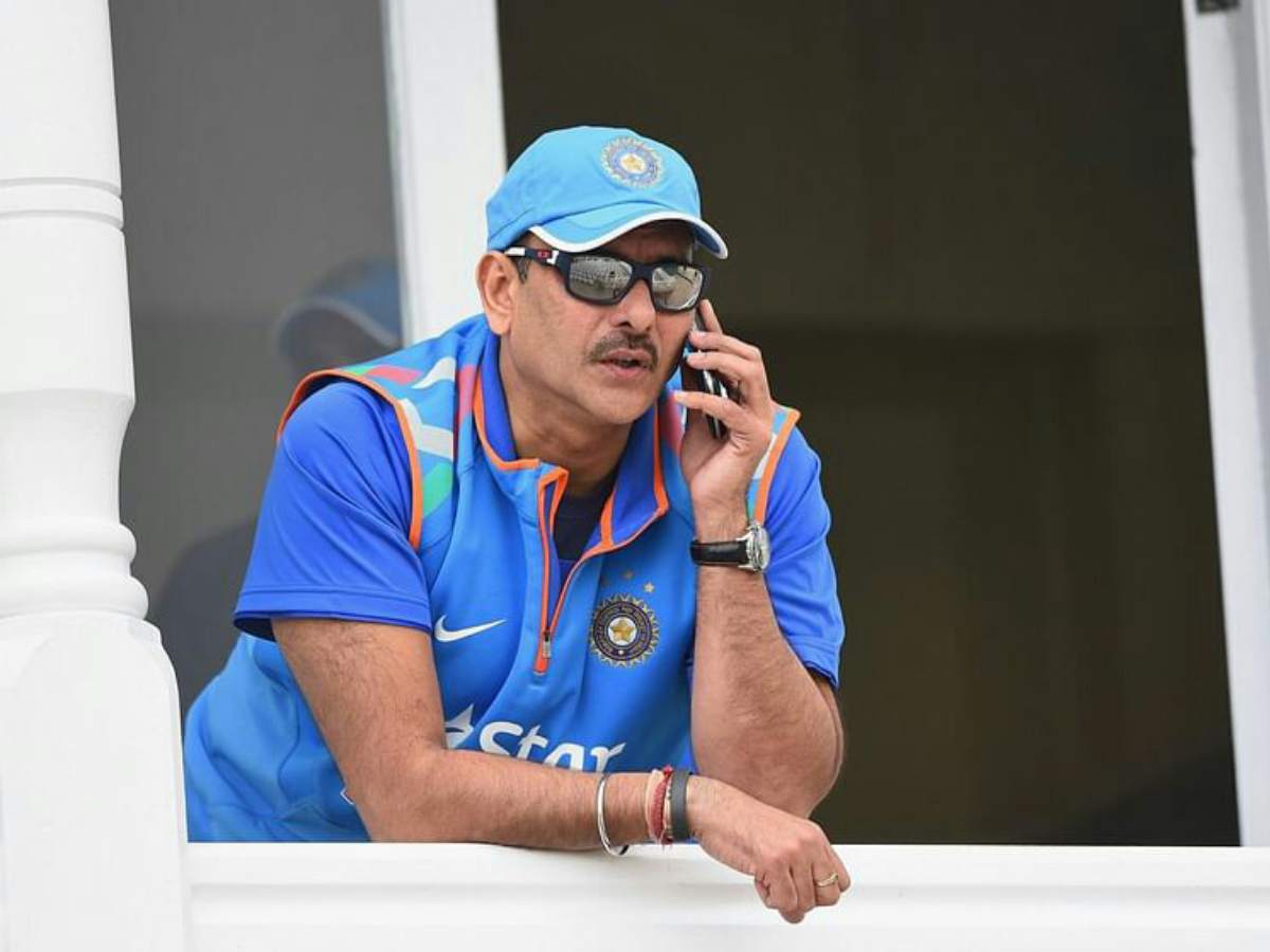 WATCH: “Went around the corner for a dump,” Ravi Shastri’s hilarious on-air commentary after India’s collapse in Cape Town goes viral