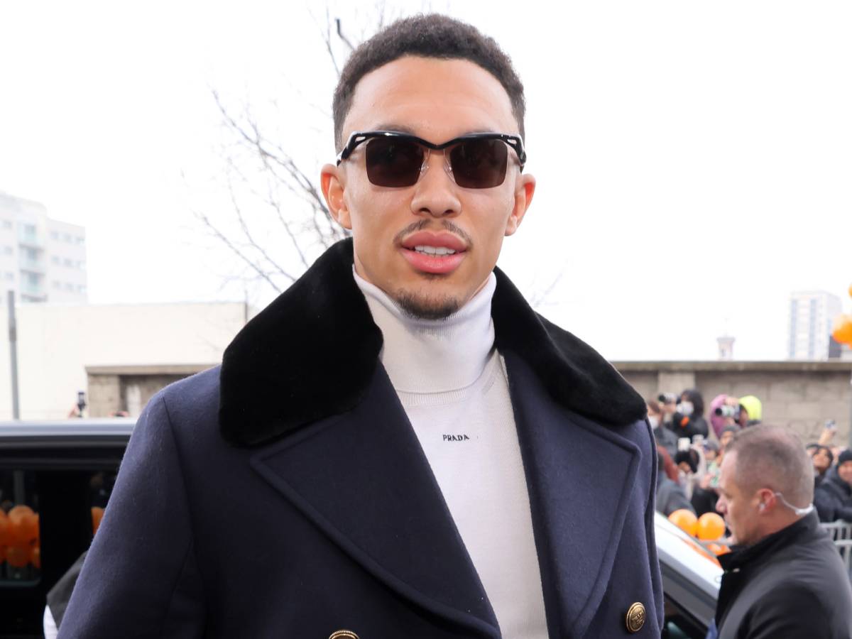 WATCH: Liverpool star boy Trent Alexander-Arnold rocks Prada at Milan Winter Fashion Show, leaving fans STUNNED – “Drip King!”