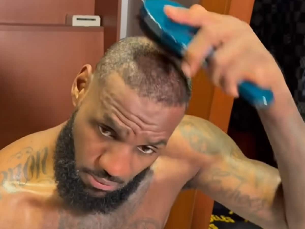 “Brushing his skull” – LeBron James brushing hair in dressing room after game gets mercilessly trolled by fans