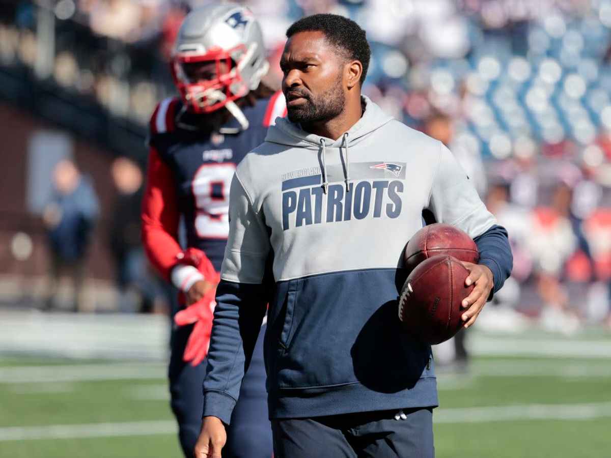 Patriots HC Jerod Mayo breaks silence on whom the Patriots will draft as the overall No.3 pick