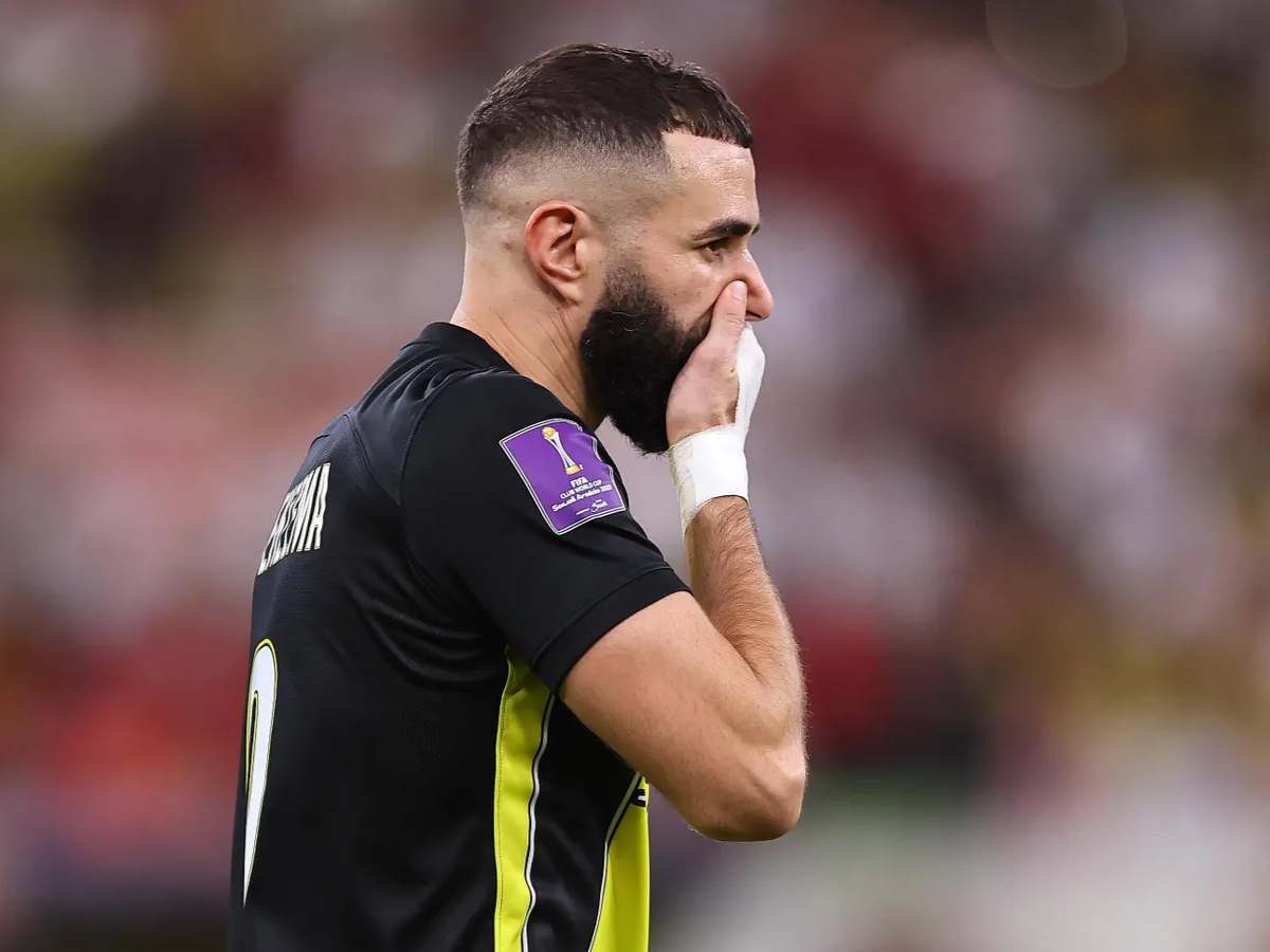 Karim Benzema’s entourage claims STUCK in Mauritius due to ‘cyclone’, fans react alleging Al-Ittihad star wants to LEAVE Saudi – “Nice place to get stuck!”