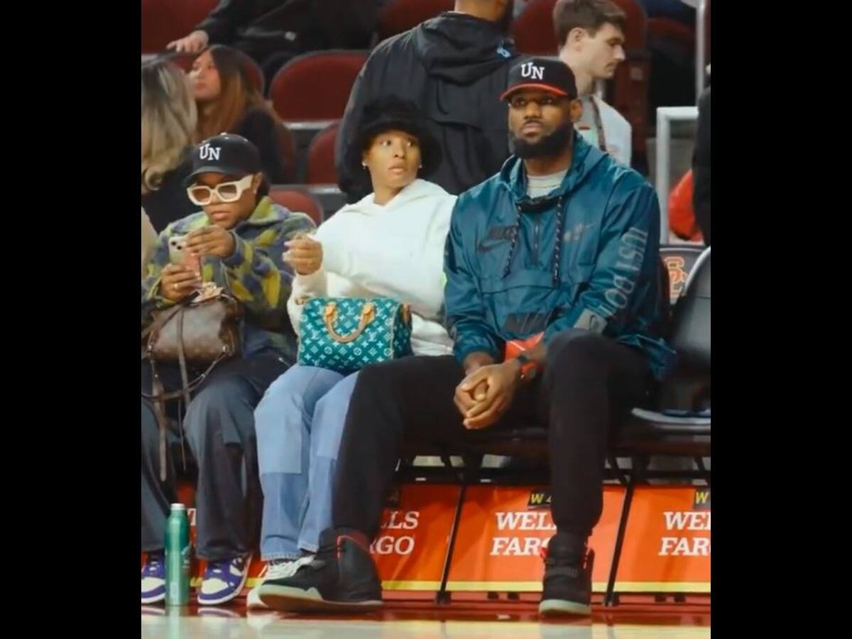 LeBron James at Bronny’s USC game.(Via Open Source, X)