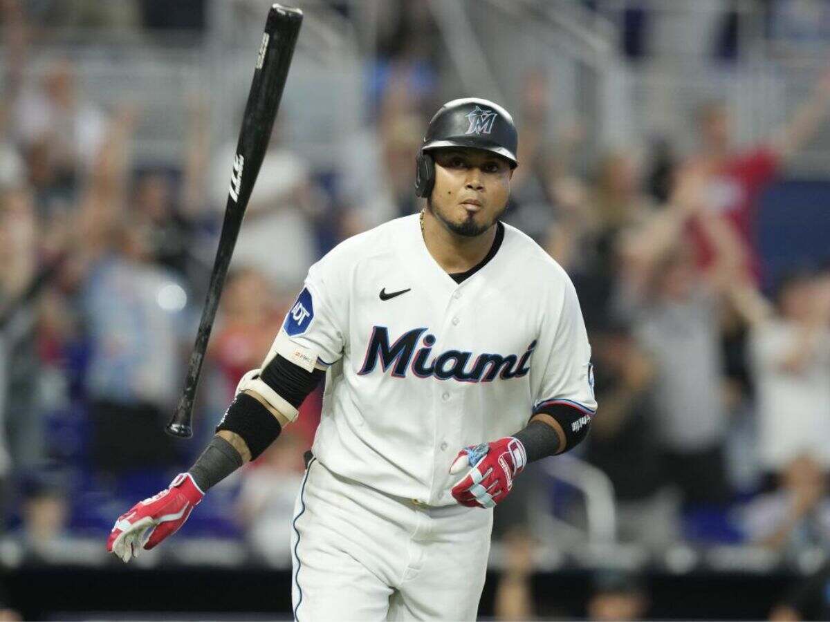 Will NY Yankees make a BLOCKBUSTER move to acquire Marlins superstar Luis Arraez prior upcoming season?