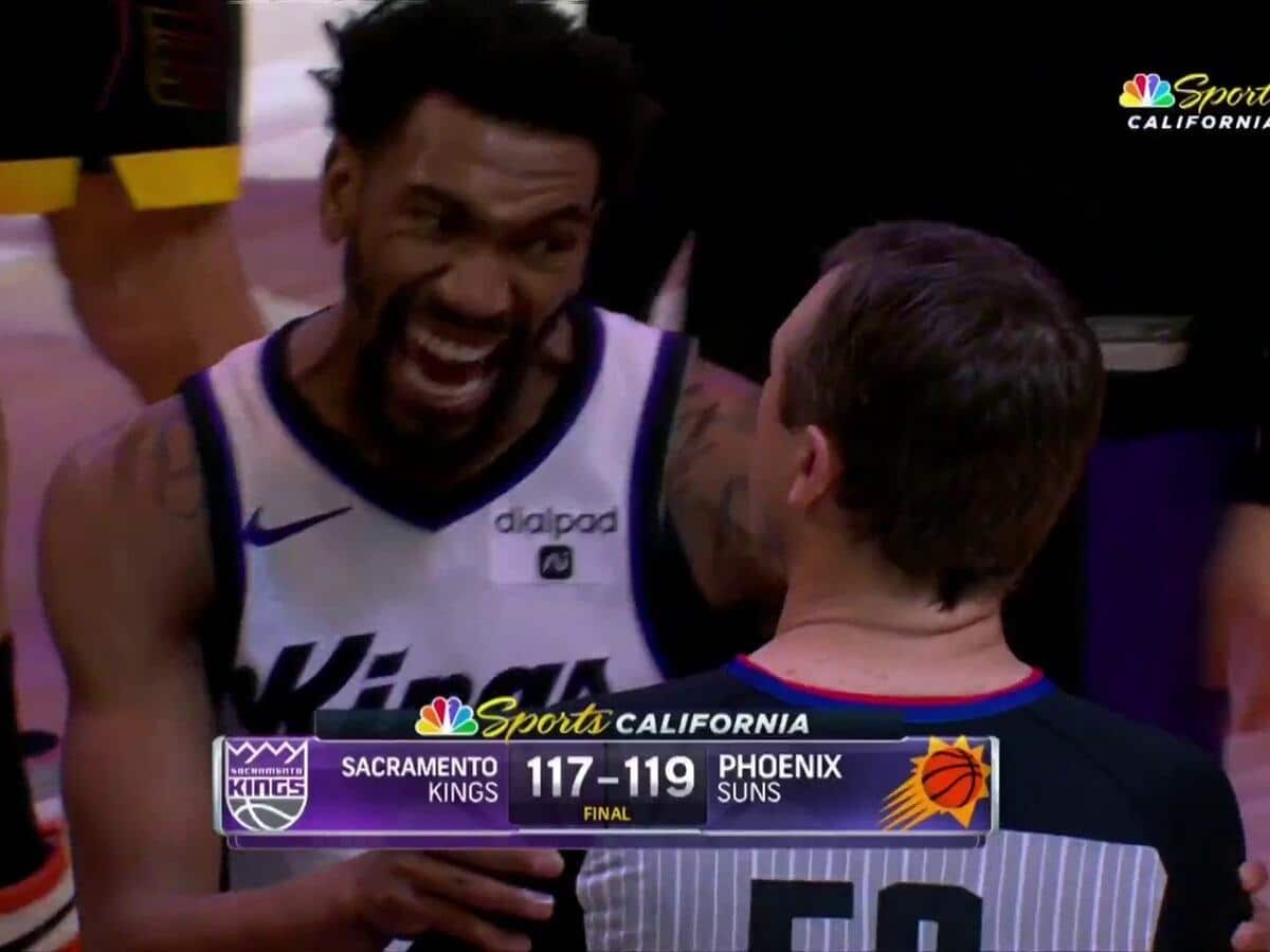 WATCH: ‘Furious’ Malik Monk exchanges some fiery words with the referee after Kings’ ‘choke’ outing against the Suns