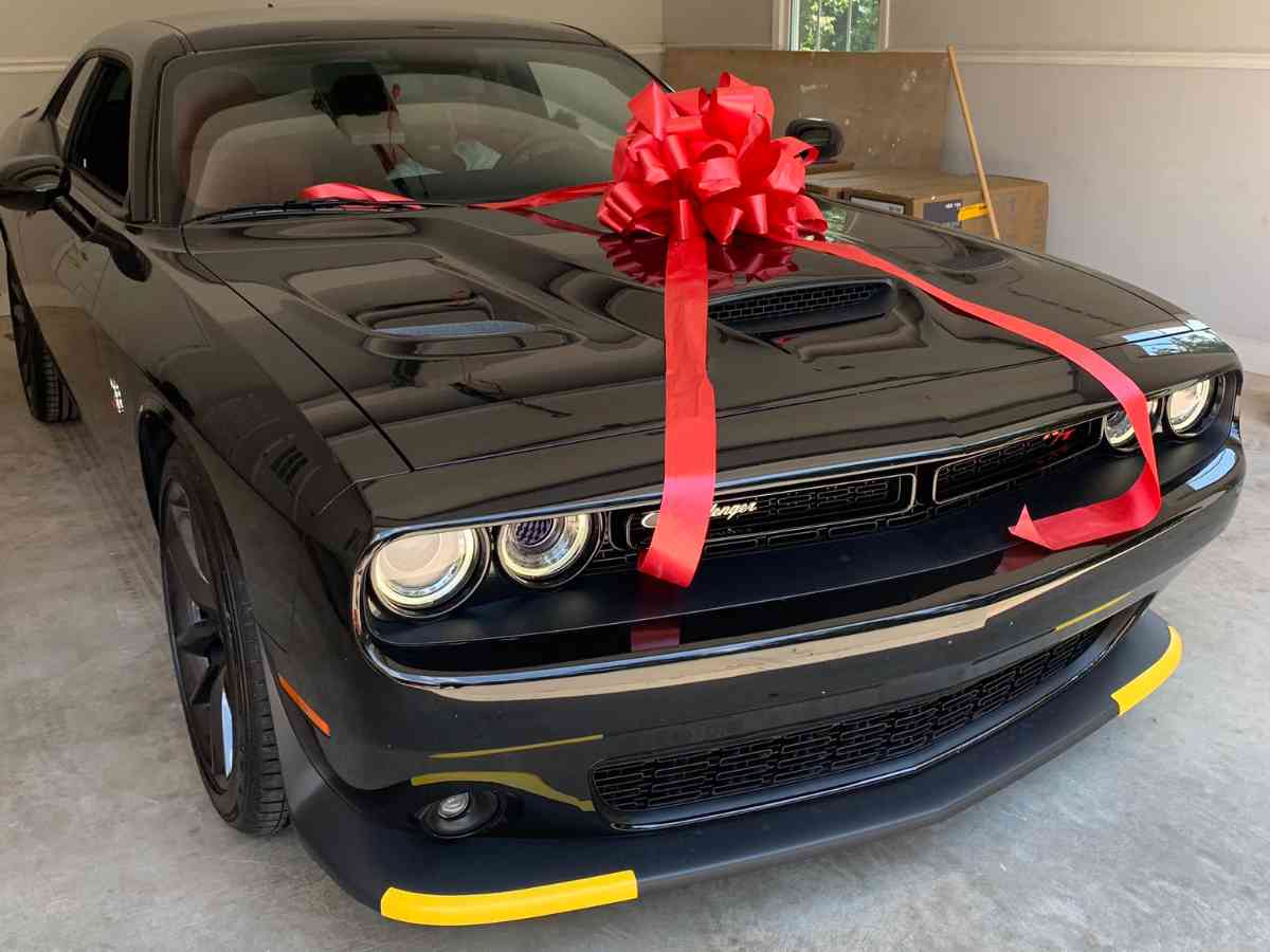 Hardman Jr gifted his dad a brand new car