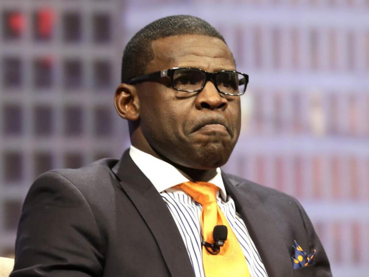 “All they a**es gotta go!” ‘Pissed off’ Michael Irvin goes on an EXPLOSIVE rant against the Cowboys following playoff loss to the Packers