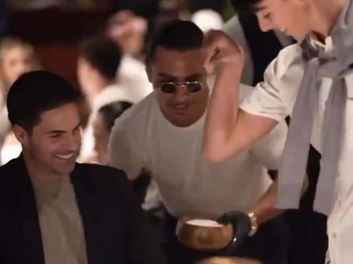 WATCH: Mikel Arteta ‘living life’ at Salt Bae’s Dubai restaurant leaves Arsenal fans UNEASY – “Embarrassing on every level!”