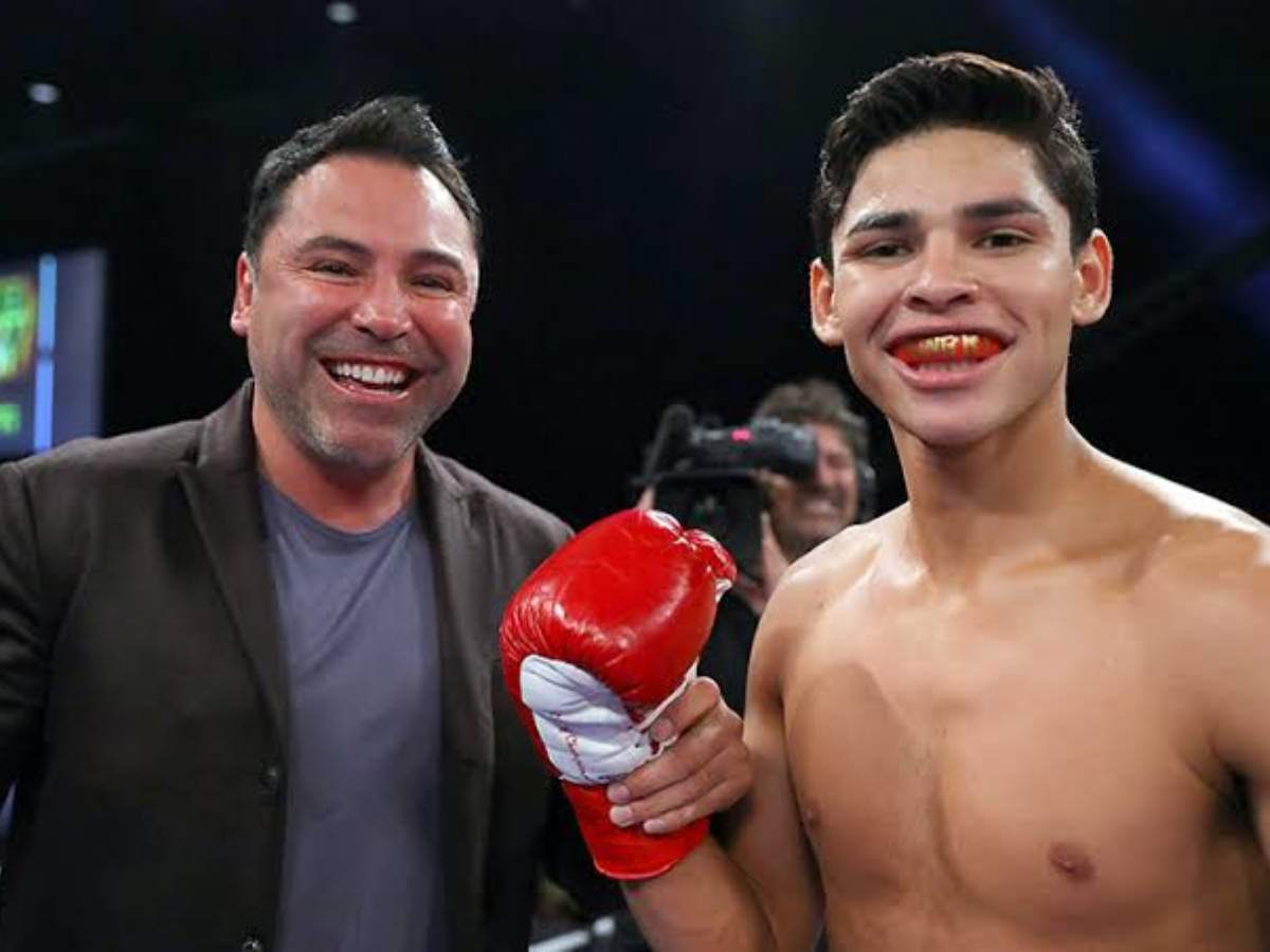 "Goldenboy promotions is a joke" - Ryan Garcia and promoter Oscar De La ...