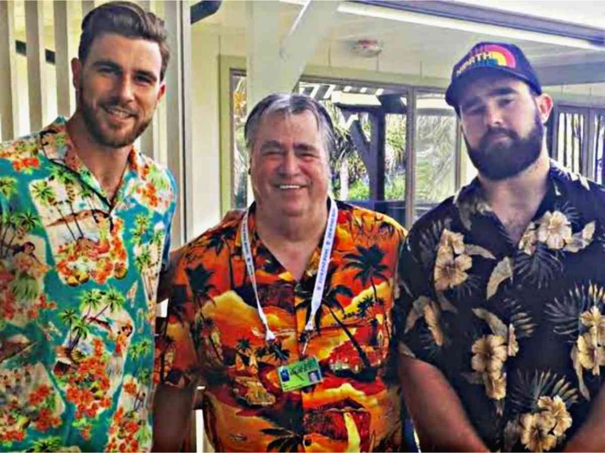 Travis Kelce (L) and Jason Kelce with their father Ed Kelce