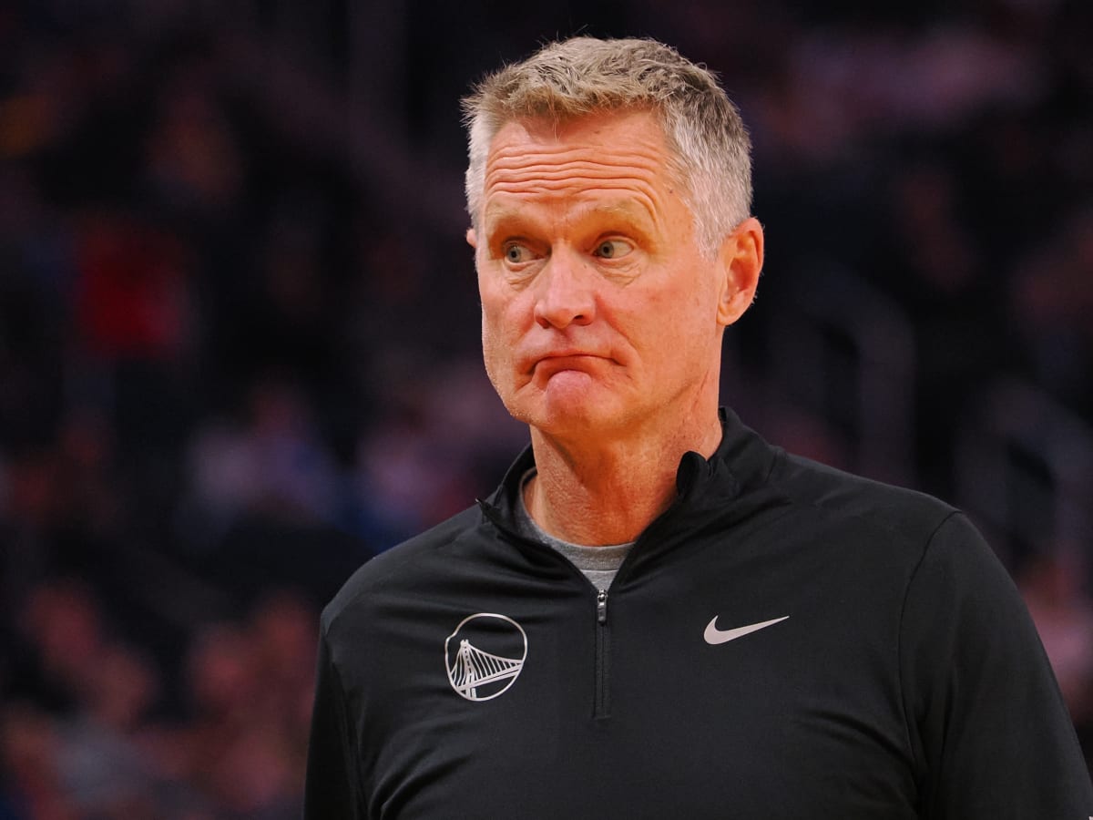 “My mom is here and I want to be on my best behavior,” Steve Kerr struggles to not GO OFF on Lakers free-throw spree against Warriors