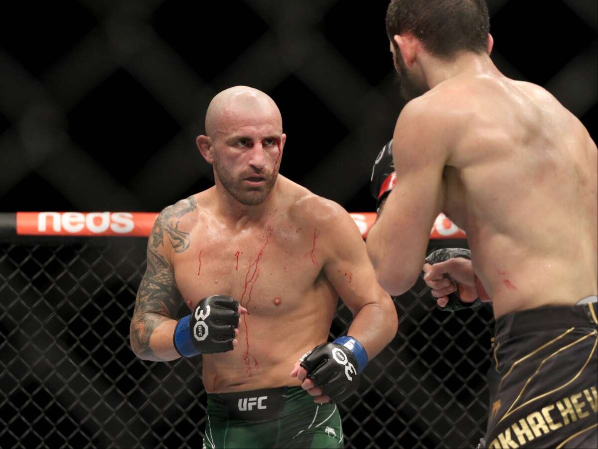 “My story is NOT over!” Alexander Volkanovski leaves door for lightweight dreams open