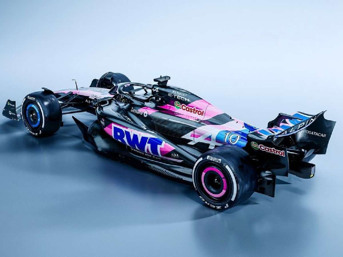 Alpine A524 pink livery