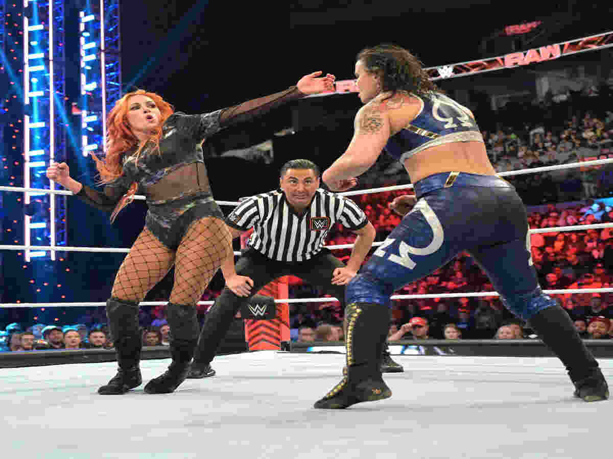 “4 weeks pregnant,” Becky Lynch breaks silence after defeating Shayna Baszler to qualify for Elimination Chamber match on Raw 