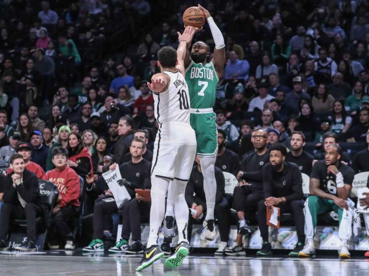 NBA fans SLAM Boston Celtics half-time national anthem by elementary school band